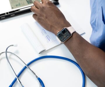 « L’exercice collectif est l’avenir » : les maires face aux déserts médicaux